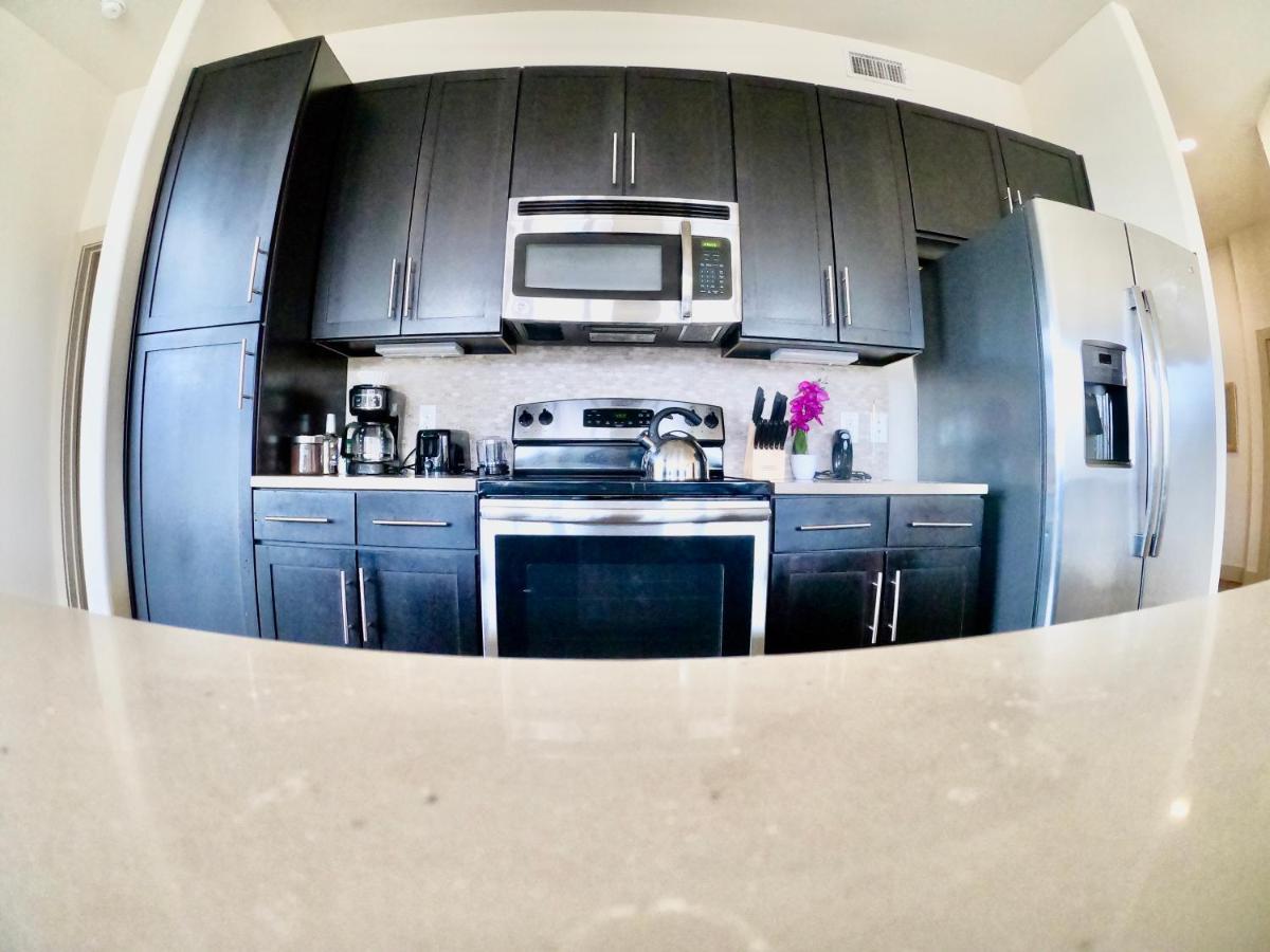 5 Mins To Med Center, Comfy King Beds, Wifi,Gym,Pool Apartment Хюстън Екстериор снимка